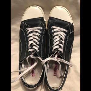 Converse Genuine Leather Sneaker